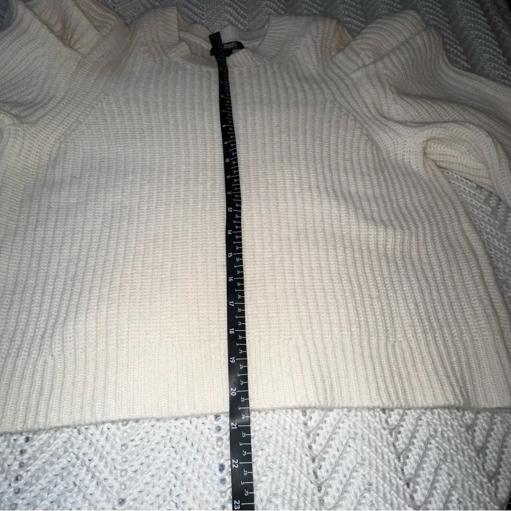 Women's Aqua Cashmere Shaker Puff Sleeve Cream Sweater - L - Picture 6 of 6